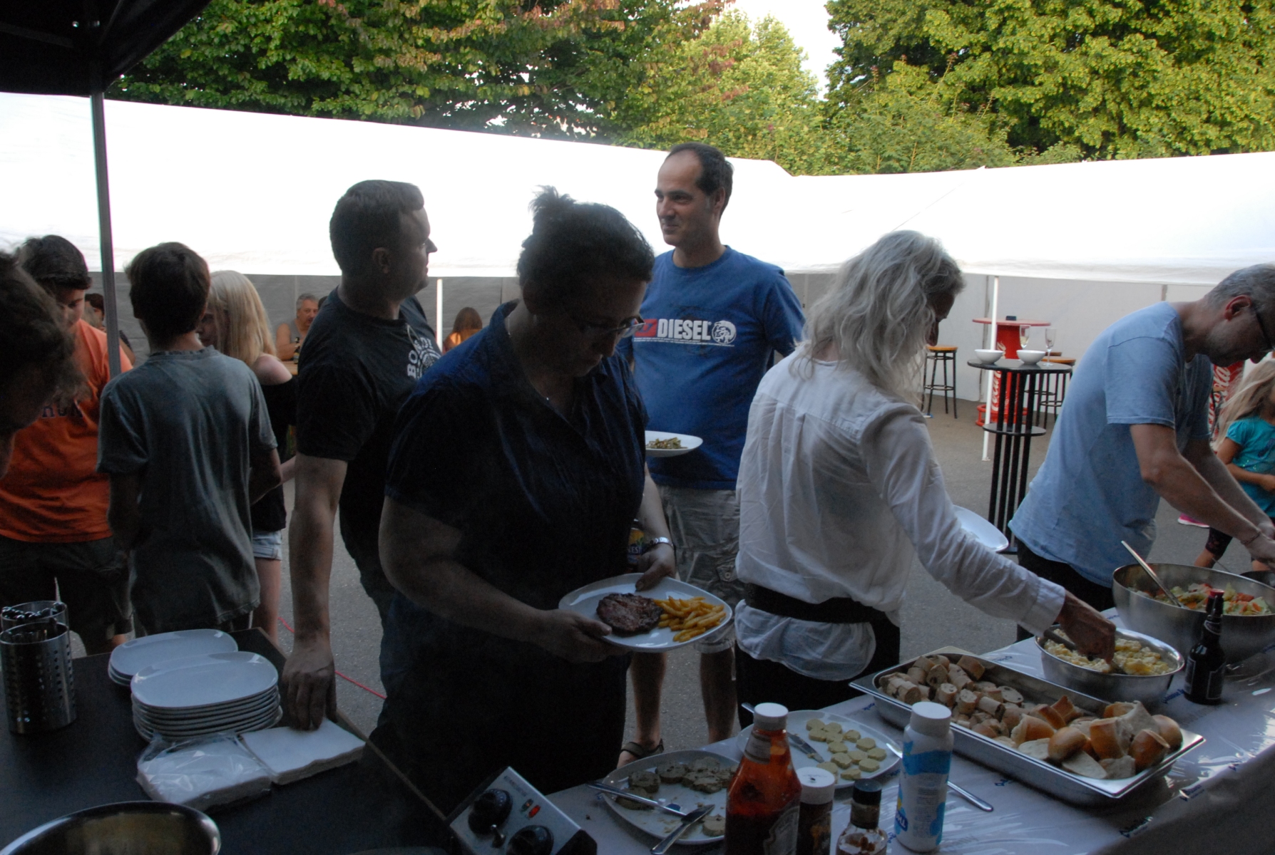 "Alles Wurst" ein gemütlicher Anlass für die Klubmitglieder.