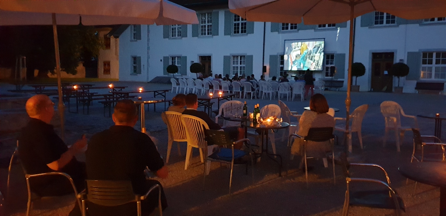 Start beim Eindunkeln