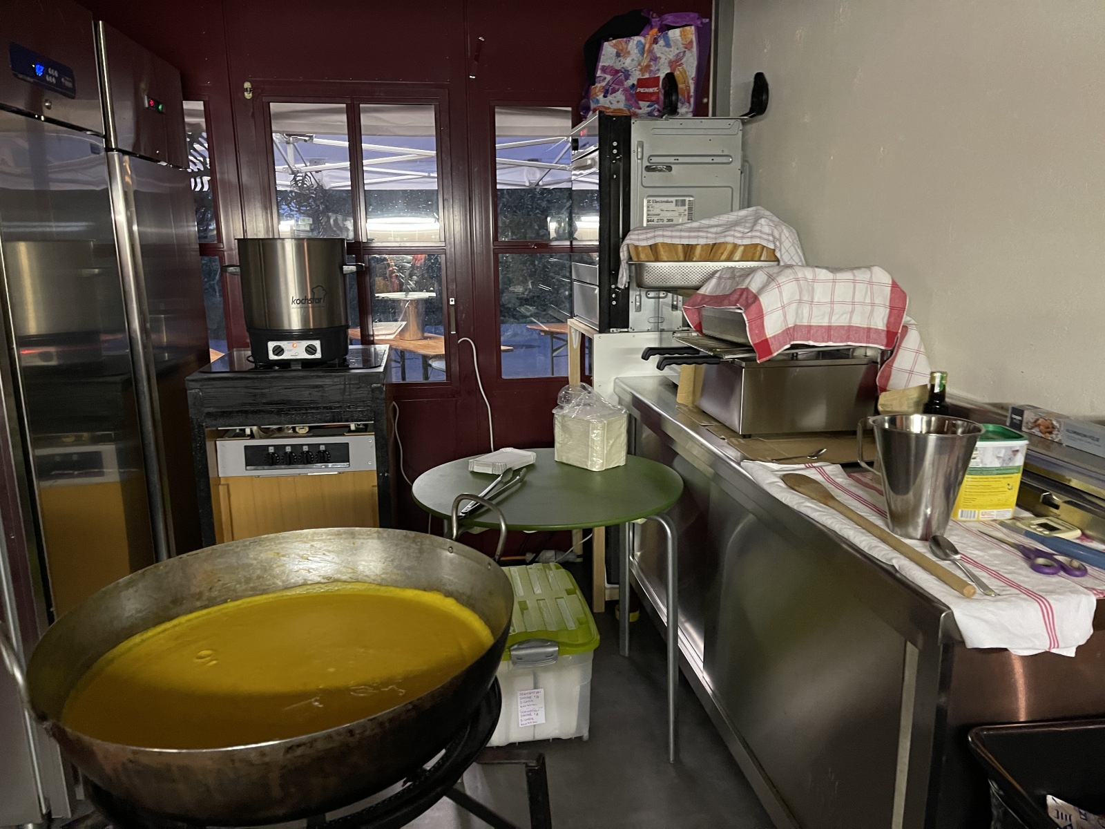 Vorbereitung vom Kürbissuppenessen